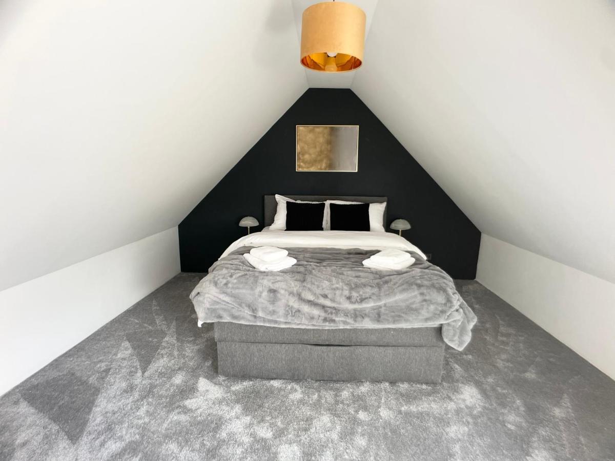 M-Style 04 Apartment Mit Balkon Und Gasgrill, 24H Self-Check-In, Free Parking, Netflix Núremberg Exterior foto