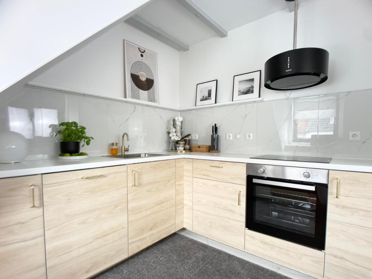 M-Style 04 Apartment Mit Balkon Und Gasgrill, 24H Self-Check-In, Free Parking, Netflix Núremberg Exterior foto
